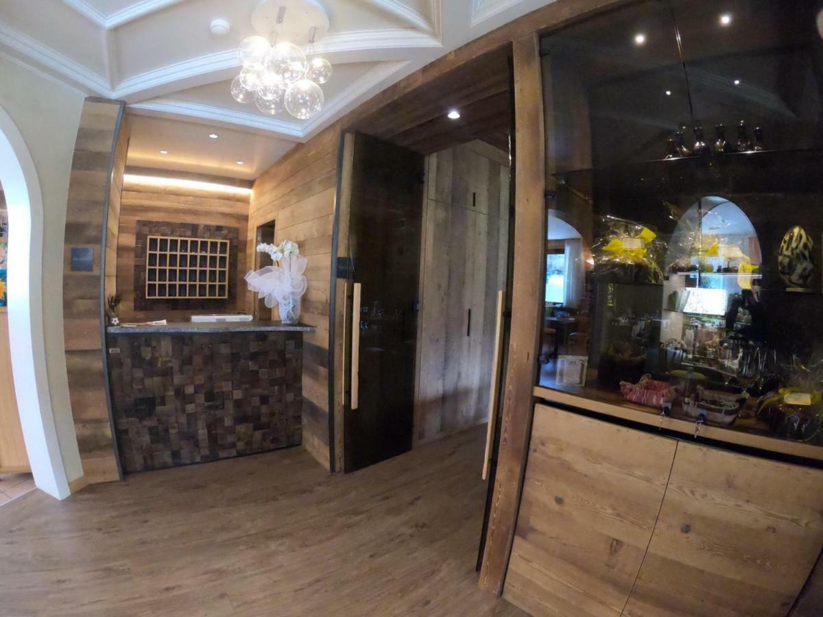 Hotel Ristorante Miramonti